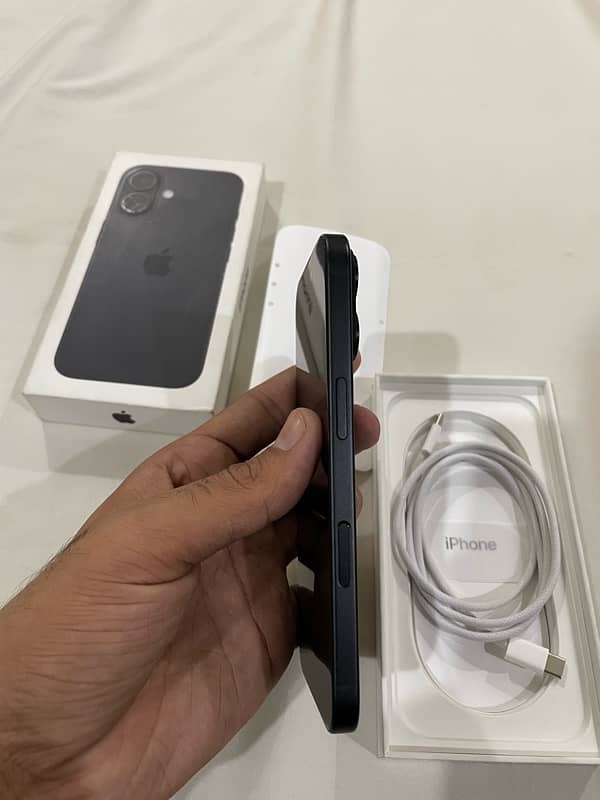 IPhone 16 128GB JV Brand New 4