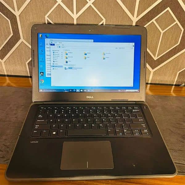 Dell Latitude 3380 | 8GB Ram | 256GB SSD | i5 7th Generation | Laptop 6