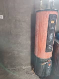 35 galon geyser for urgent sale