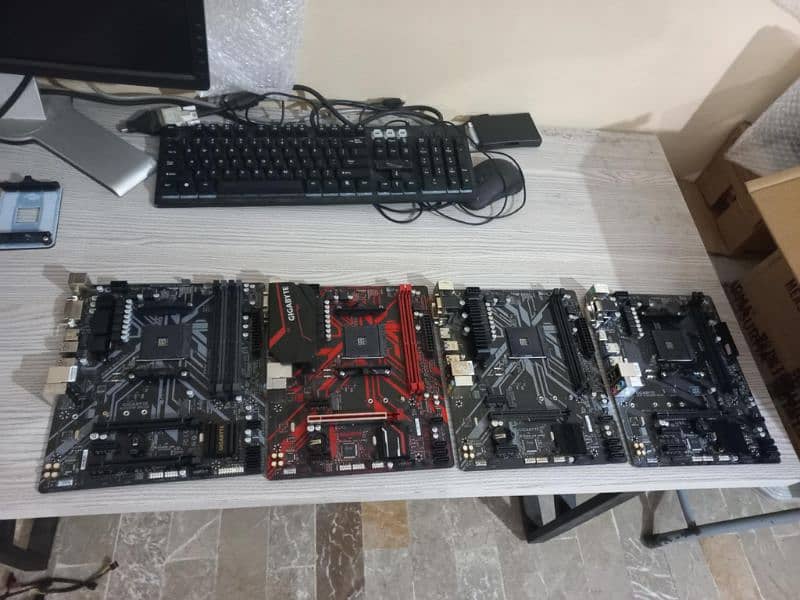 Amd Ryzen Motherboards B450 Ds3h, B450 S2h, A320 0