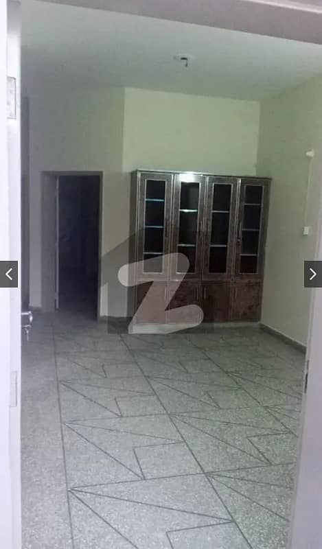 7.5 Marla Beautiful Double Story House Urgent For Sale Prime Location in sSabzazar B block Near Leaqt Chowk 2