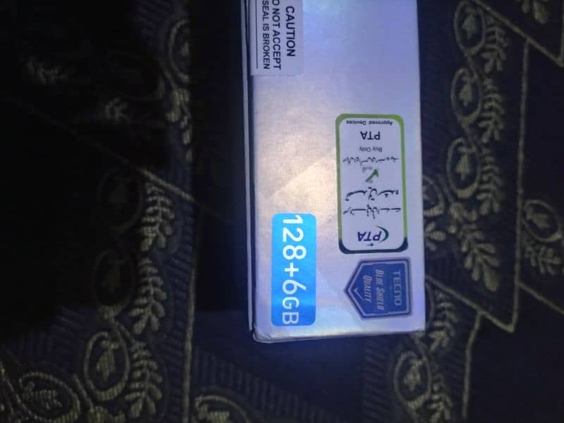 tecno pova 6gb 128gb with box chargr no fult 03217683721 call me 7