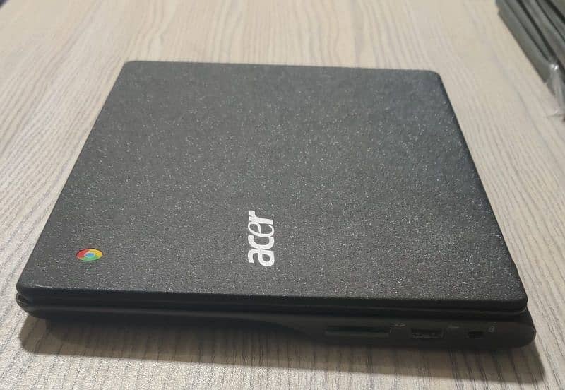 Acer 4gb 128gb chromebook c740 windows 11 3