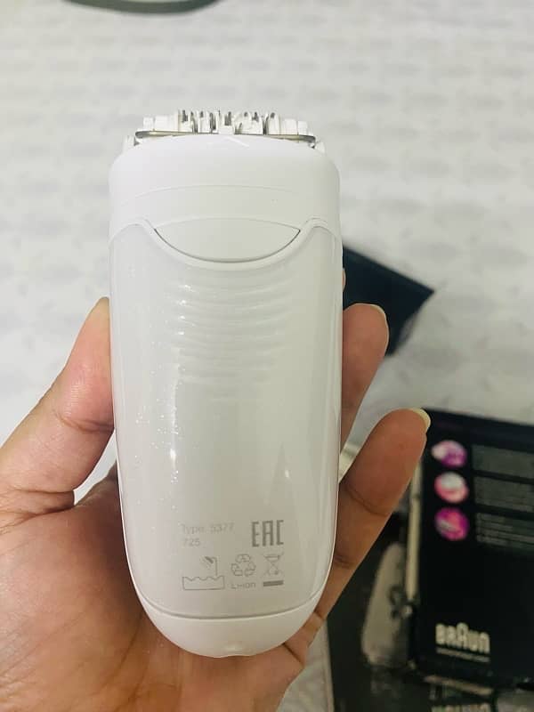 Braun Silk Epilator Series 7 (wet & dry) 3