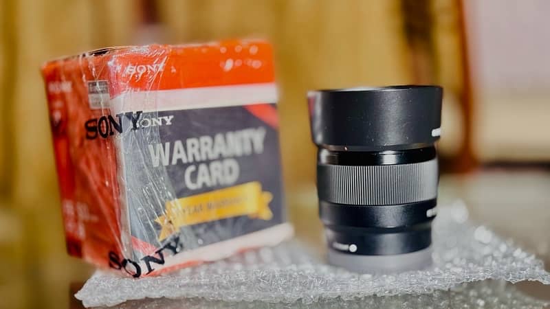 Sony FE 50 mm f1.8 Lens E Mount with in warranty 1