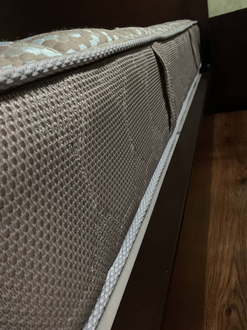 Diamond Supreme foam Spring Matress in 10/10 condition 3