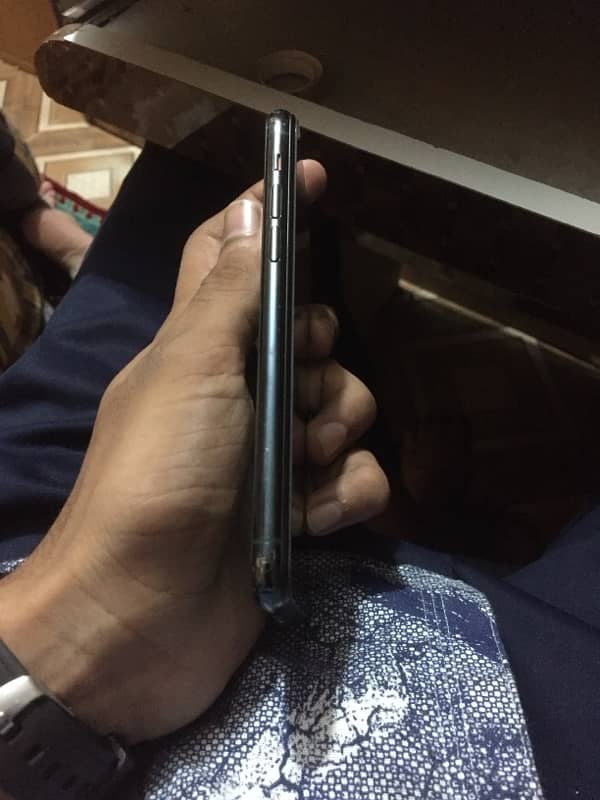 iPhone 11 Pro memory 64 gb non pta 3