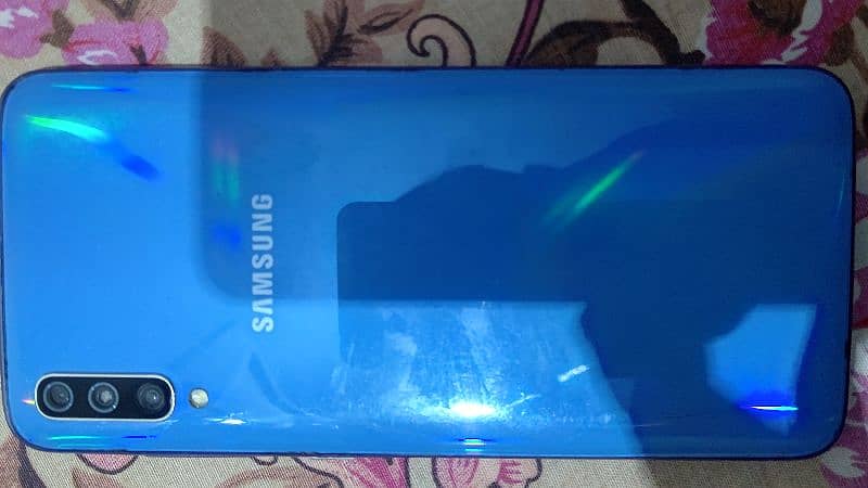 Samsung A70 (6/128) (Read add) 1