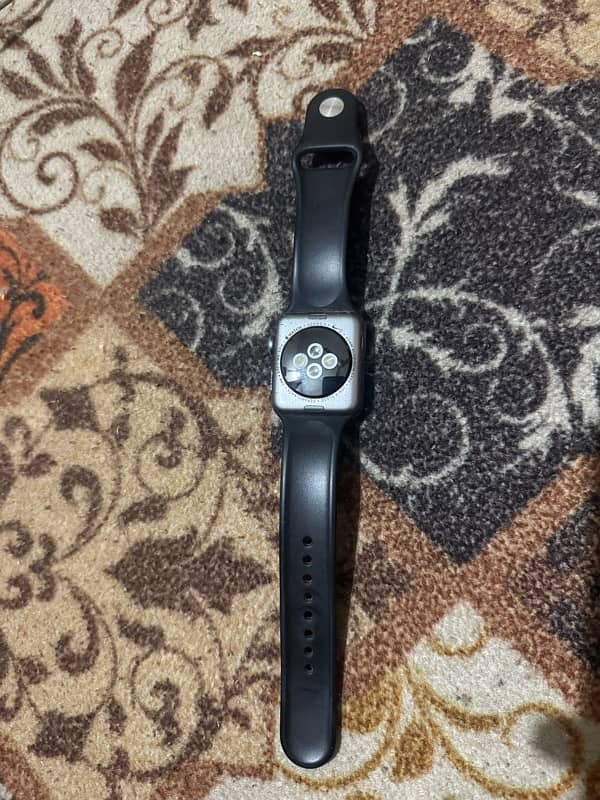 Apple Watch Series 3 Cellular 42mm 1