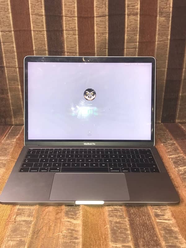 MacBook Pro 2016 /13inch 1