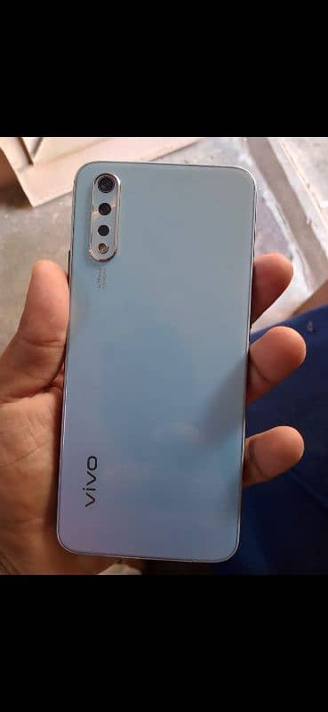 Vivo s1 box wala he 4 128 1