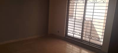 10 Marla double stories house for sale with basement 0