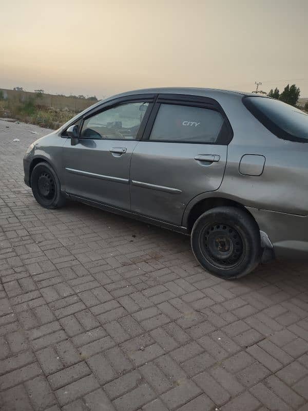 Honda City IDSI 2004 6