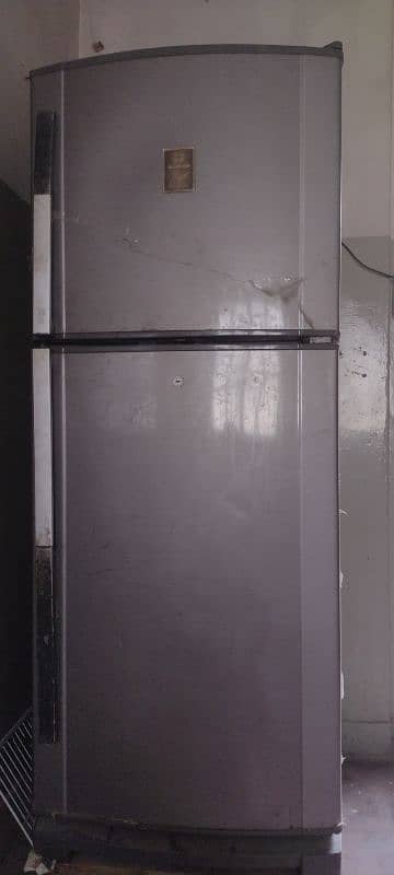 Dawlance Refrigerator Medium Size 1