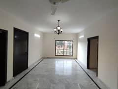 A beautiful house is available for rent 0