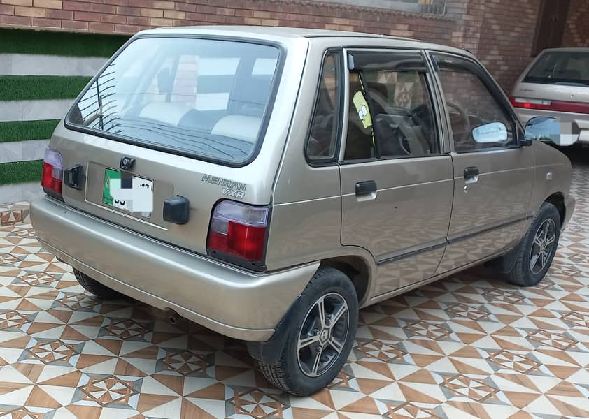 Suzuki Mehran VXR 2017 11