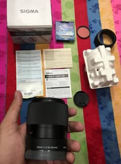 Sigma 30mm 1.4 for sony E Mount O317-4OO47O7