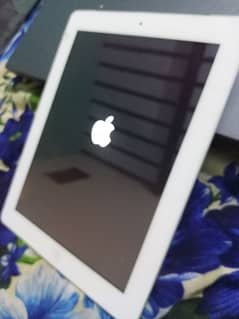 I pad for Sale - 2GB RAM, 256GB SSD,