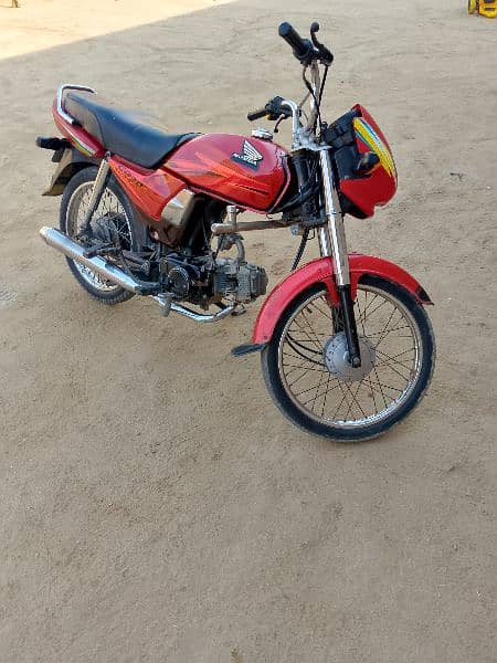 Honda CD 70 dream 3