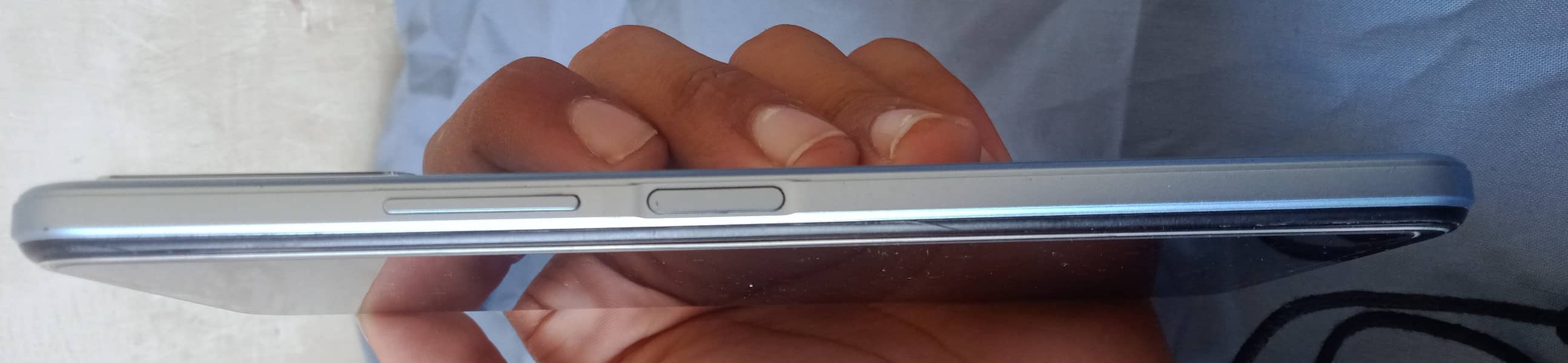 Vivo y33s mobile for sale in Pakistan 7