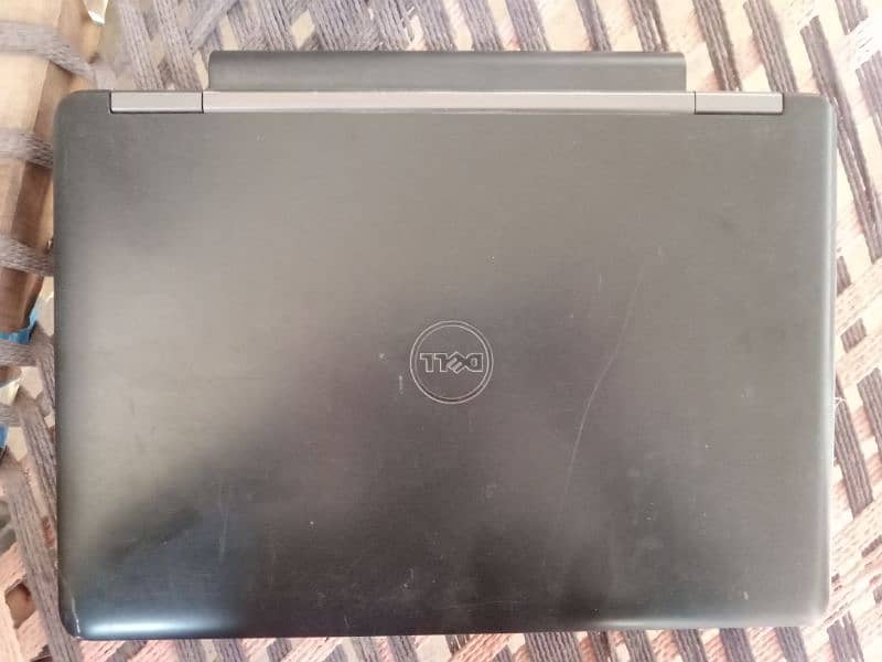 Dell I5 4th generation with dual battery 1