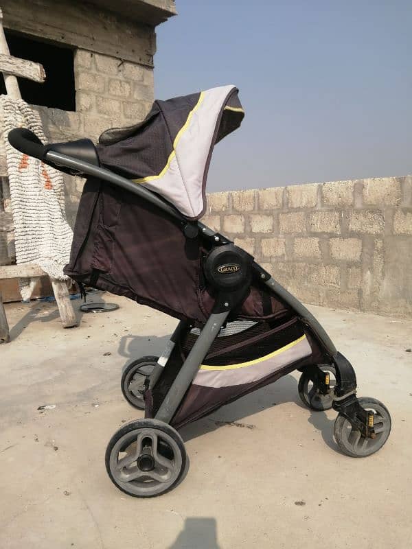 Graco Baby Pram in Good Condition 4