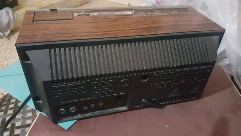 old antique radio and tape recorder off condition 2