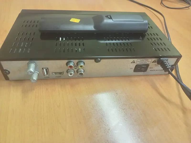 Satellite Receiver HD Wifi supported Gx6605S F1 F2 + Remote  call & S 1