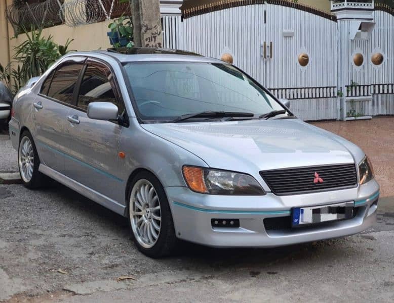 Mitsubishi Lancer 2005 1