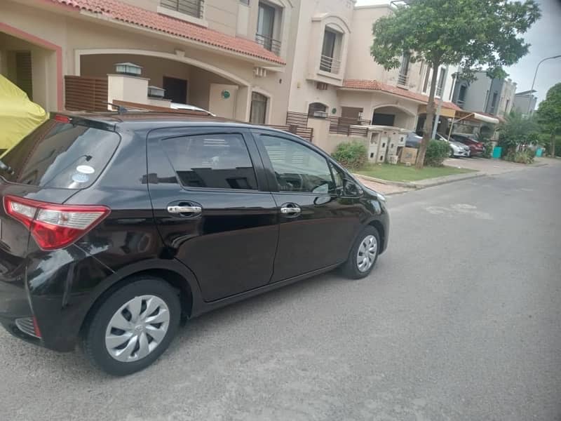 Toyota Vitz 2018 3