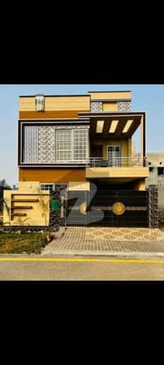 5 Marla New House For Rent in Bahria Town Lahore 0