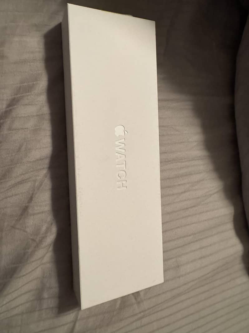 Apple Watch series 10 46 mm brand new packed with receipt 0