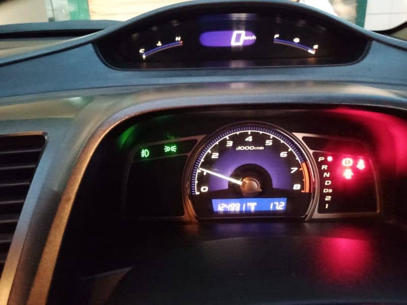 Honda Civic Prosmetic 2011 Automatic 19