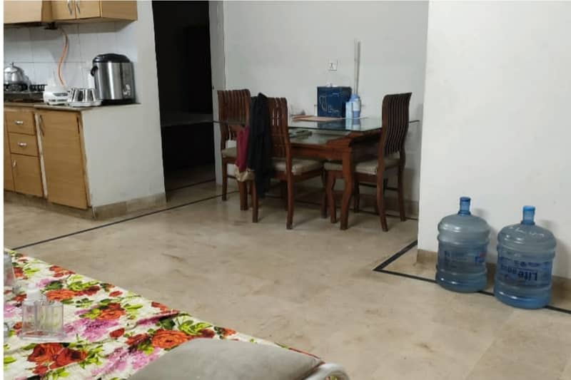 1350 Square Feet Flat for sale in Gulshan-e-Iqbal Town 3