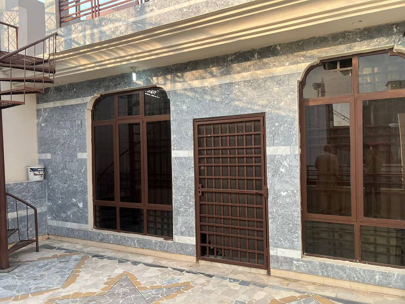 5 marla beautiful house for sale at the prime location of johar town NEAR allah ho chock 0