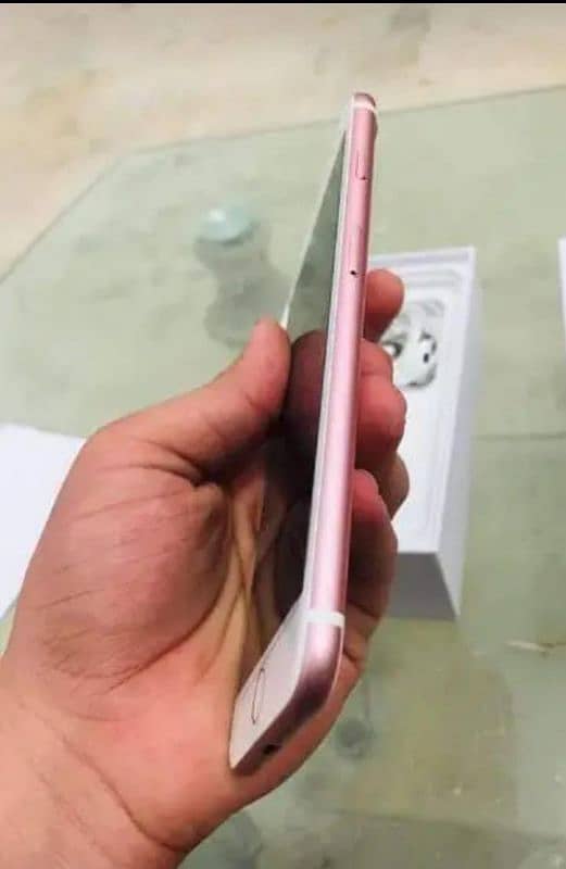 iPhone 7 plus 128gb my WhatsApp number 0348*73*18-481+ 1