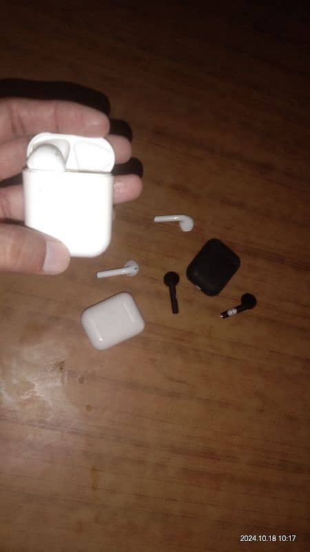 i12 earpods 1