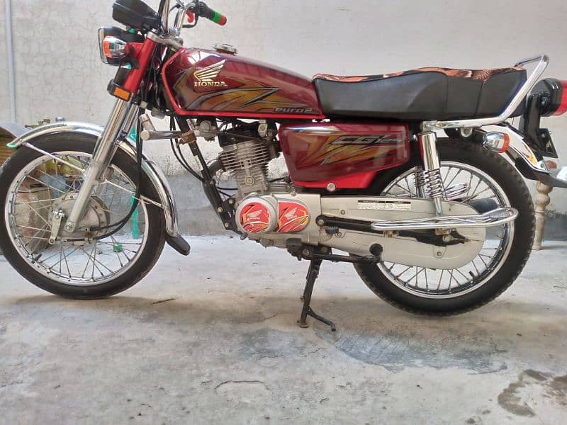 Honda 125 New and jenion 1