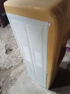 water dispenser