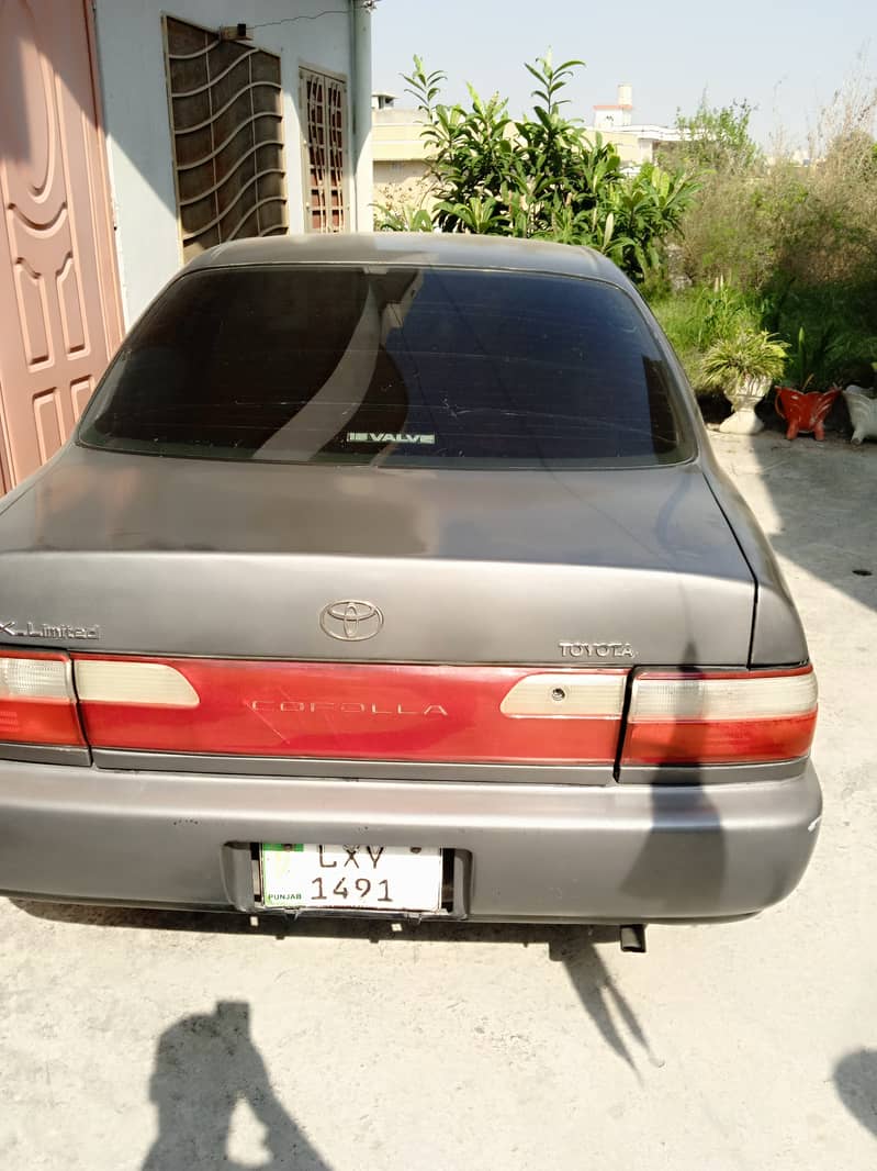 Toyota Corolla XE 2001 7