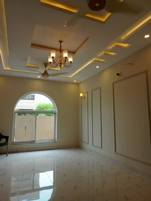 5 MARLA ELEVATION DESIGN MODERN HOUSE AVAILABLE FOR RENT IN FORMANITES HOUSING SCHEME BLOCK -N LAHORE 9