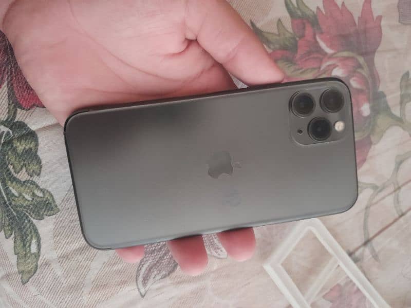 iPhone 11 pro 2