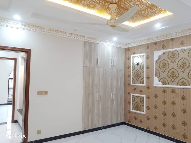 10 MARLA CORNE BRAND NEW LUXURY ELEGANT SPANISH DESIGN HOUSE AVAILABLE FOR SALE IN FORMANITES HOUSING SCHEME BLOCK -N LAHORE. 23