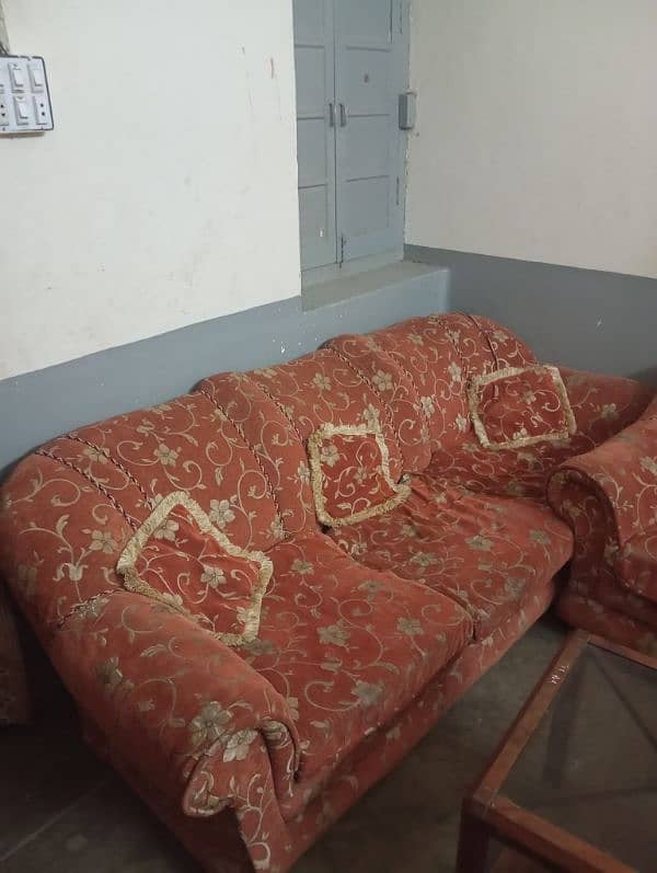 Sofa for sale 8/10 condition 1