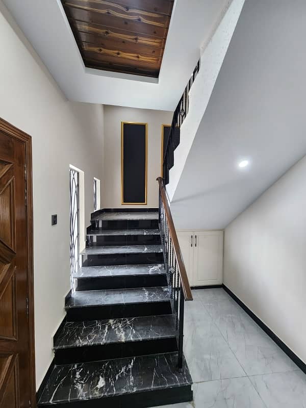 Brand New House for sale in G15 size 12 Marla Double story Near to mini market masjid park Best location More Ten options New & Old House available 9