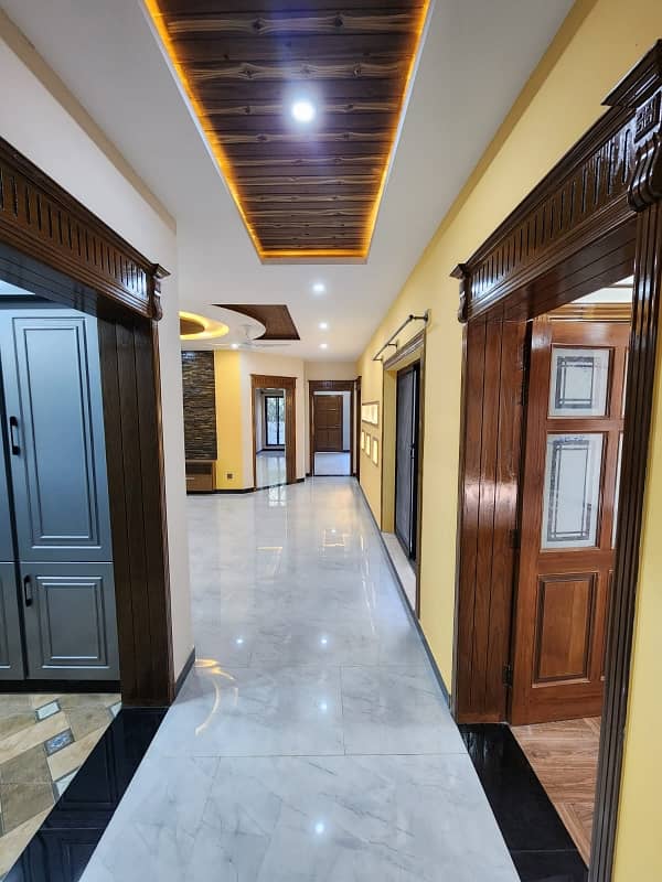 Brand New House for sale in G15 size 12 Marla Double story Near to mini market masjid park Best location More Ten options New & Old House available 17