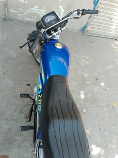 Honda CD70 model 2023/24 urgent sale