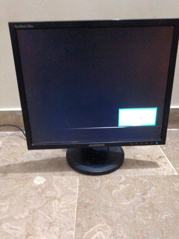 Samsung led monitor good condition working properly 1