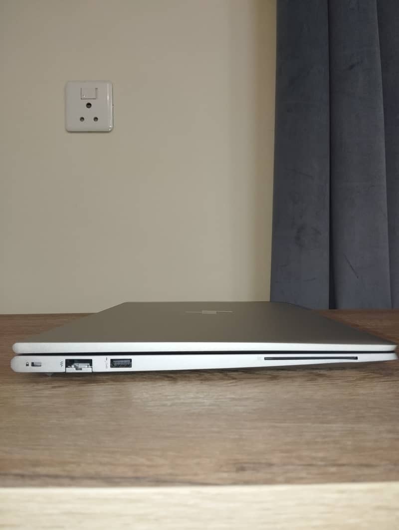 HP EliteBook 650 G9 12th Gen i7 - Complete Box 12