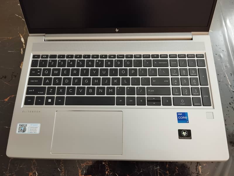 HP EliteBook 650 G9 12th Gen i7 - Complete Box 17